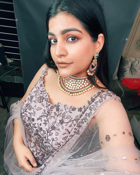 Mauve Embellished Silk Kurta SetKritika 9